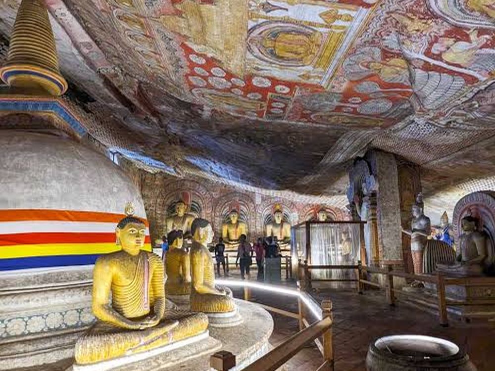 Dambulla Cave Temple — Sri Lanka