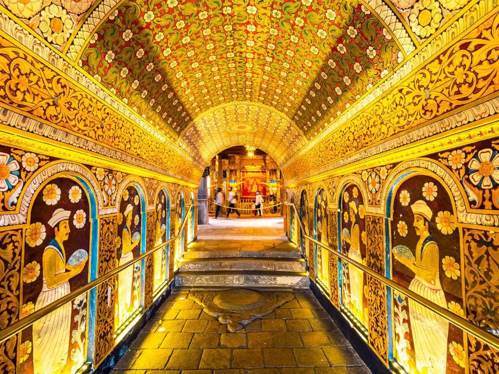 Kandy & the Temple of the Sacred Tooth — Sri Lanka